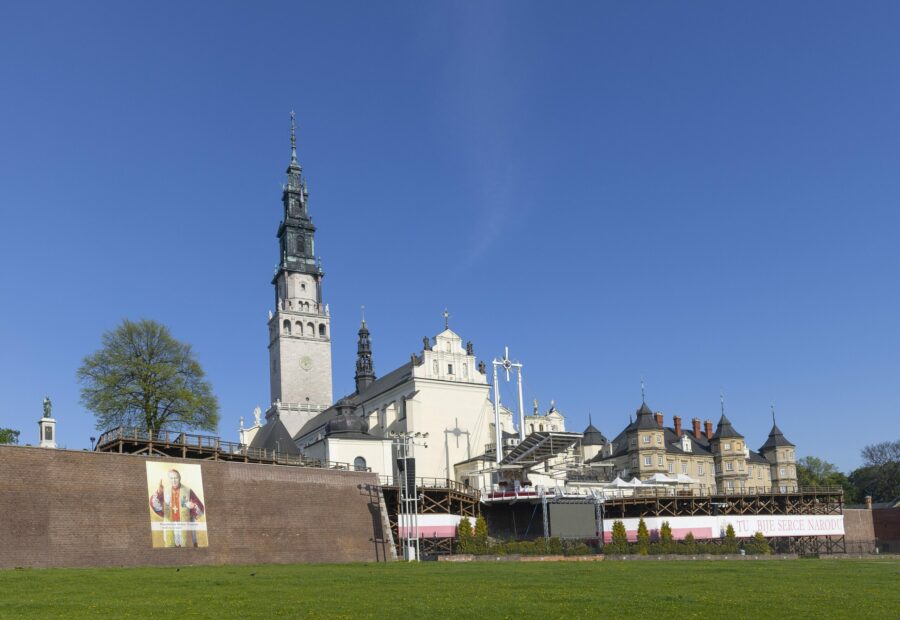 Sanctuaire de Jasna Góra – Częstochowa Monastère de Jasna Góra à Częstochowa, sanctuaire de la Vierge Noire